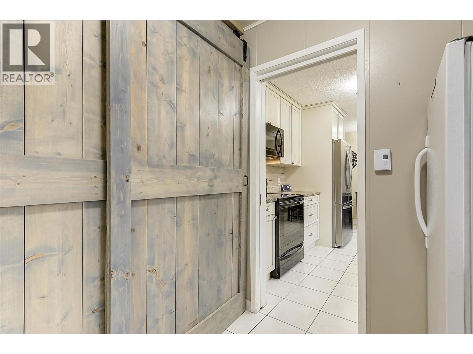 2030 Wilkinson Street. Kelowna, British Columbia