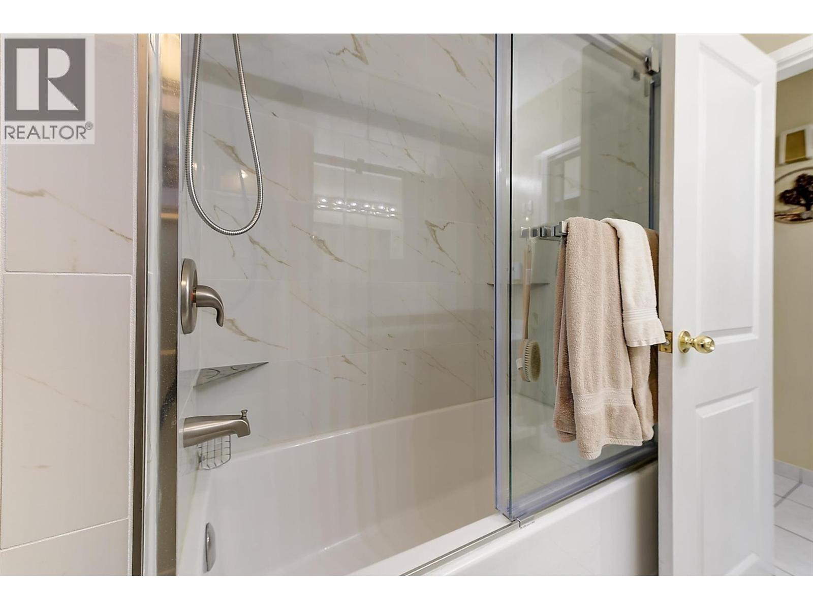 2030 Wilkinson Street. Kelowna, British Columbia