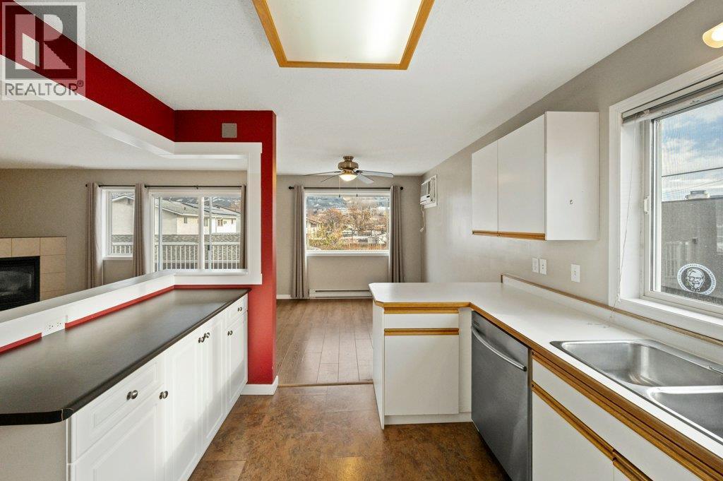 6201 Maple Drive Unit# 206. Osoyoos, British Columbia