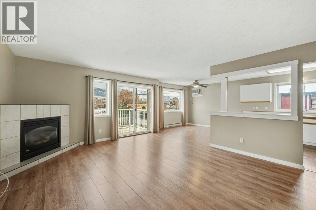 6201 Maple Drive Unit# 206. Osoyoos, British Columbia