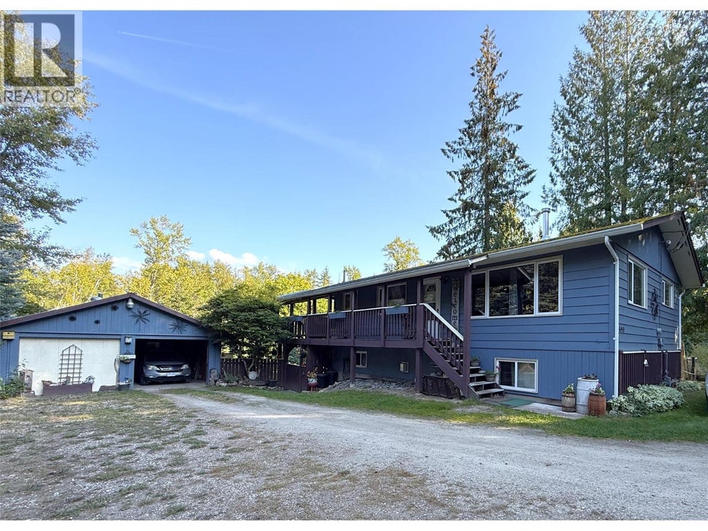 4690 44 Avenue Nw, Salmon Arm