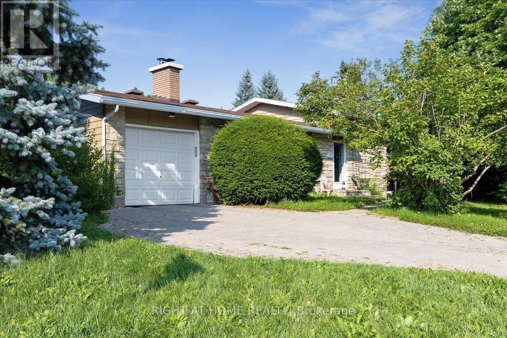 1 Harrogate Place, Ottawa