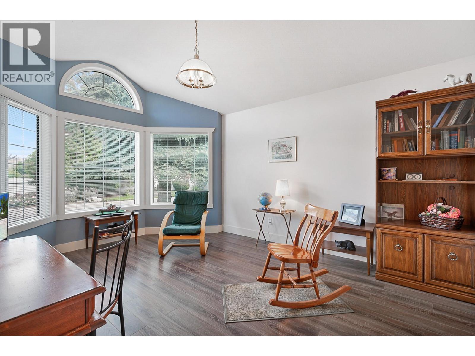 609 Truswell Road Unit# 105. Kelowna, British Columbia