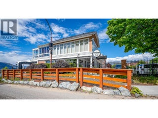 609 Truswell Road Unit# 105. Kelowna, British Columbia