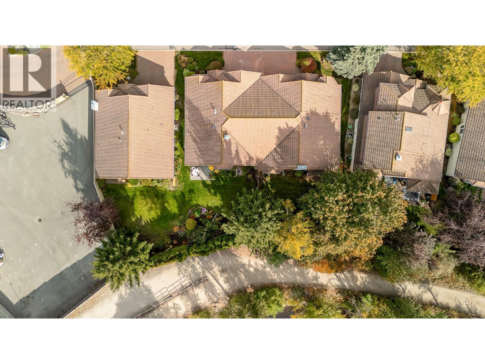 609 Truswell Road Unit# 105. Kelowna, British Columbia