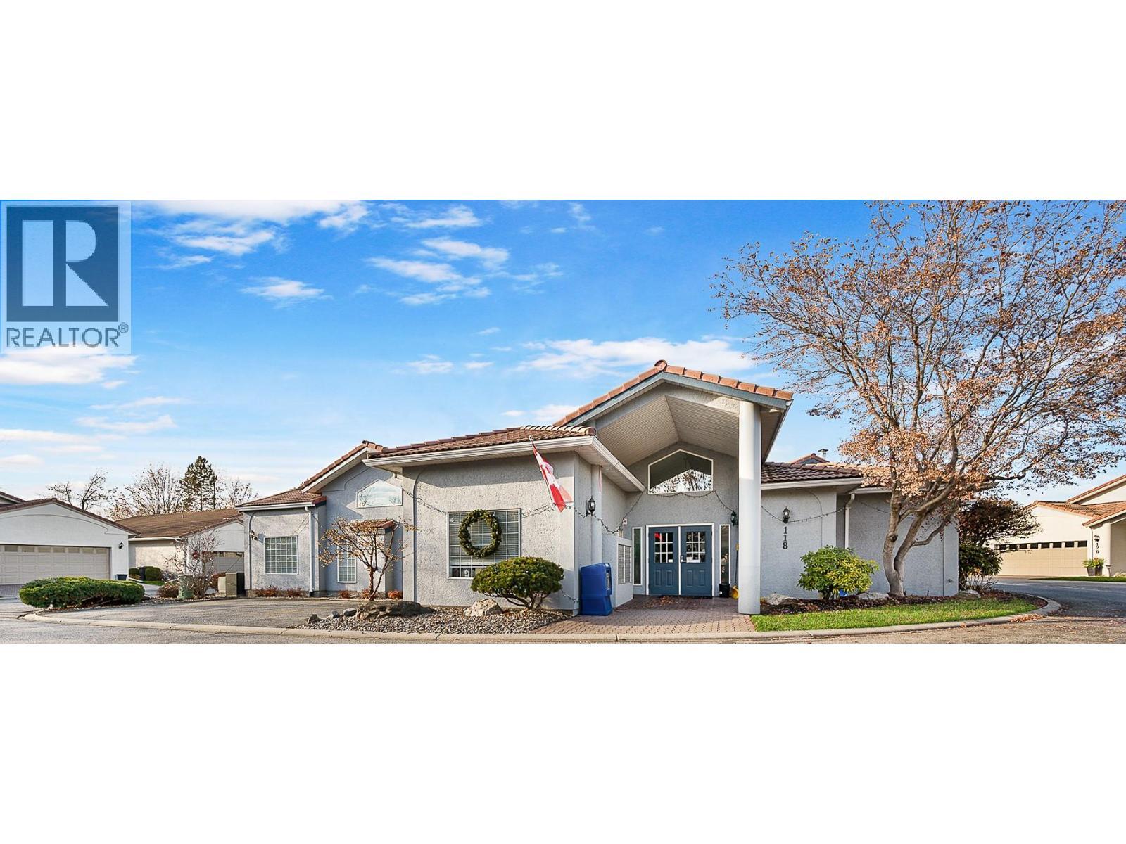 609 Truswell Road Unit# 105. Kelowna, British Columbia