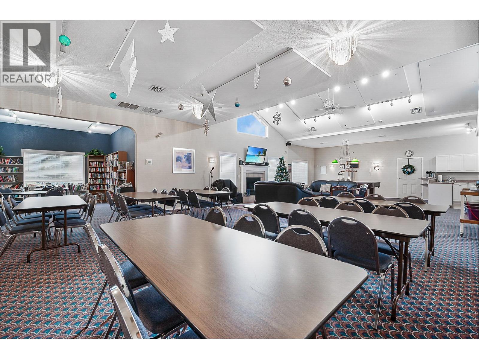 609 Truswell Road Unit# 105. Kelowna, British Columbia