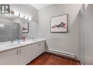 609 Truswell Road Unit# 105. Kelowna, British Columbia