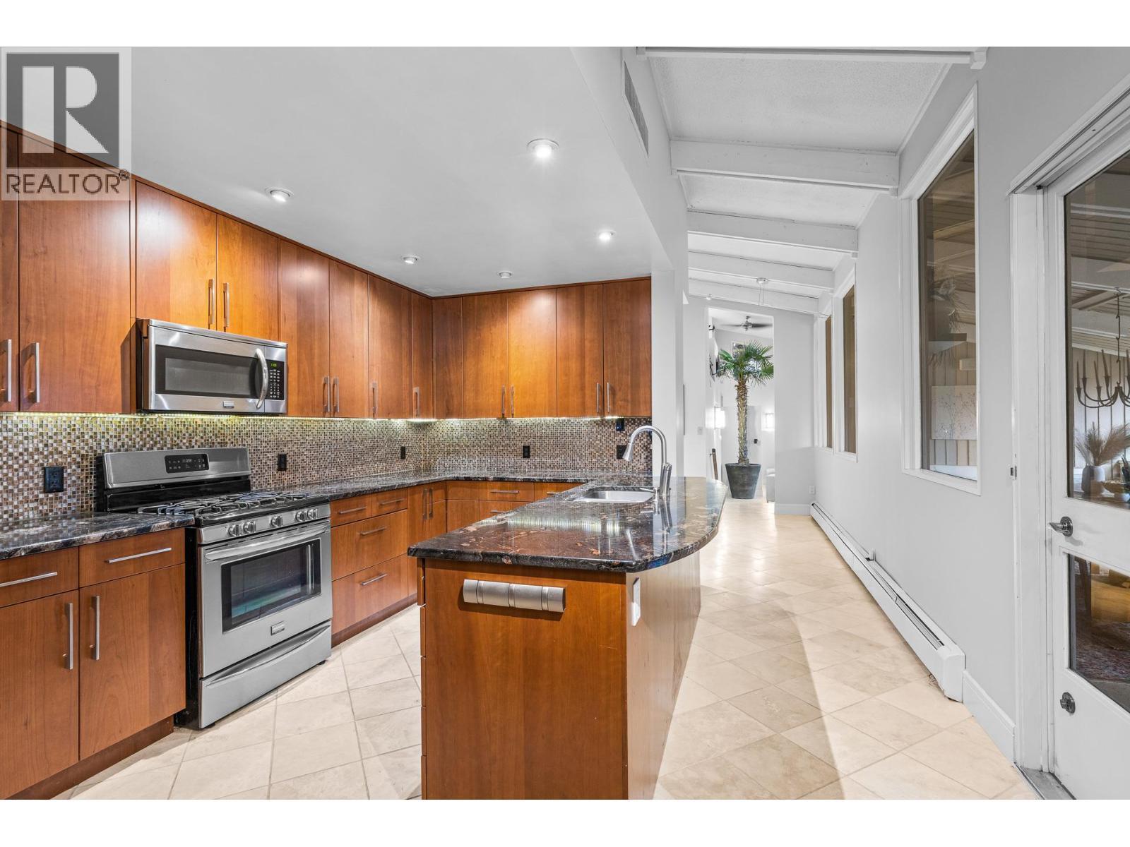 930 Fairway Crescent. Kelowna, British Columbia