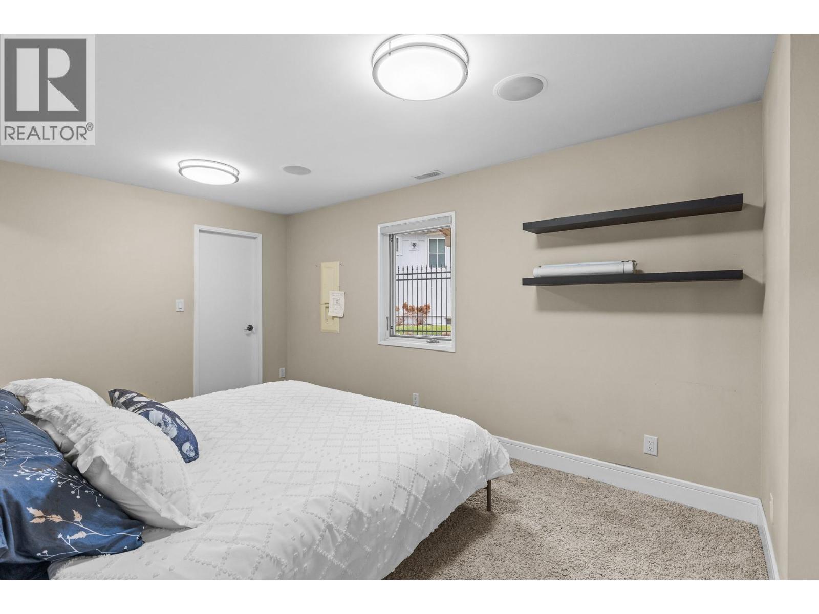 930 Fairway Crescent. Kelowna, British Columbia