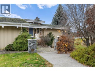 930 Fairway Crescent. Kelowna, British Columbia