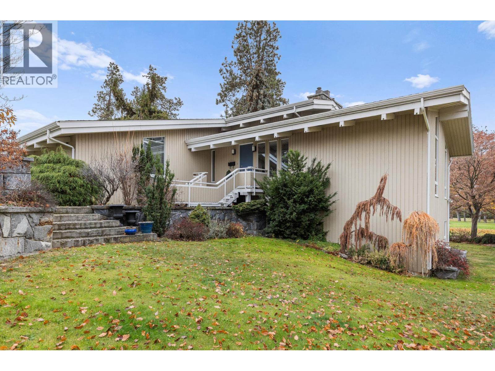 930 Fairway Crescent. Kelowna, British Columbia