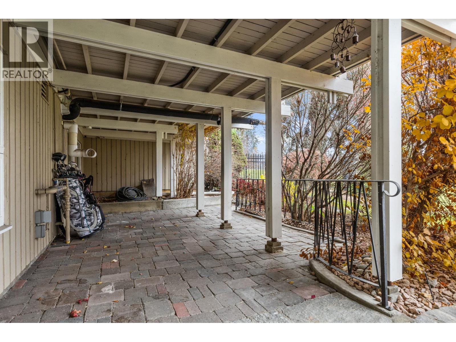 930 Fairway Crescent. Kelowna, British Columbia