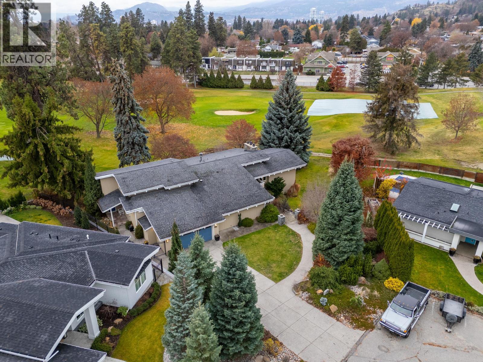 930 Fairway Crescent. Kelowna, British Columbia