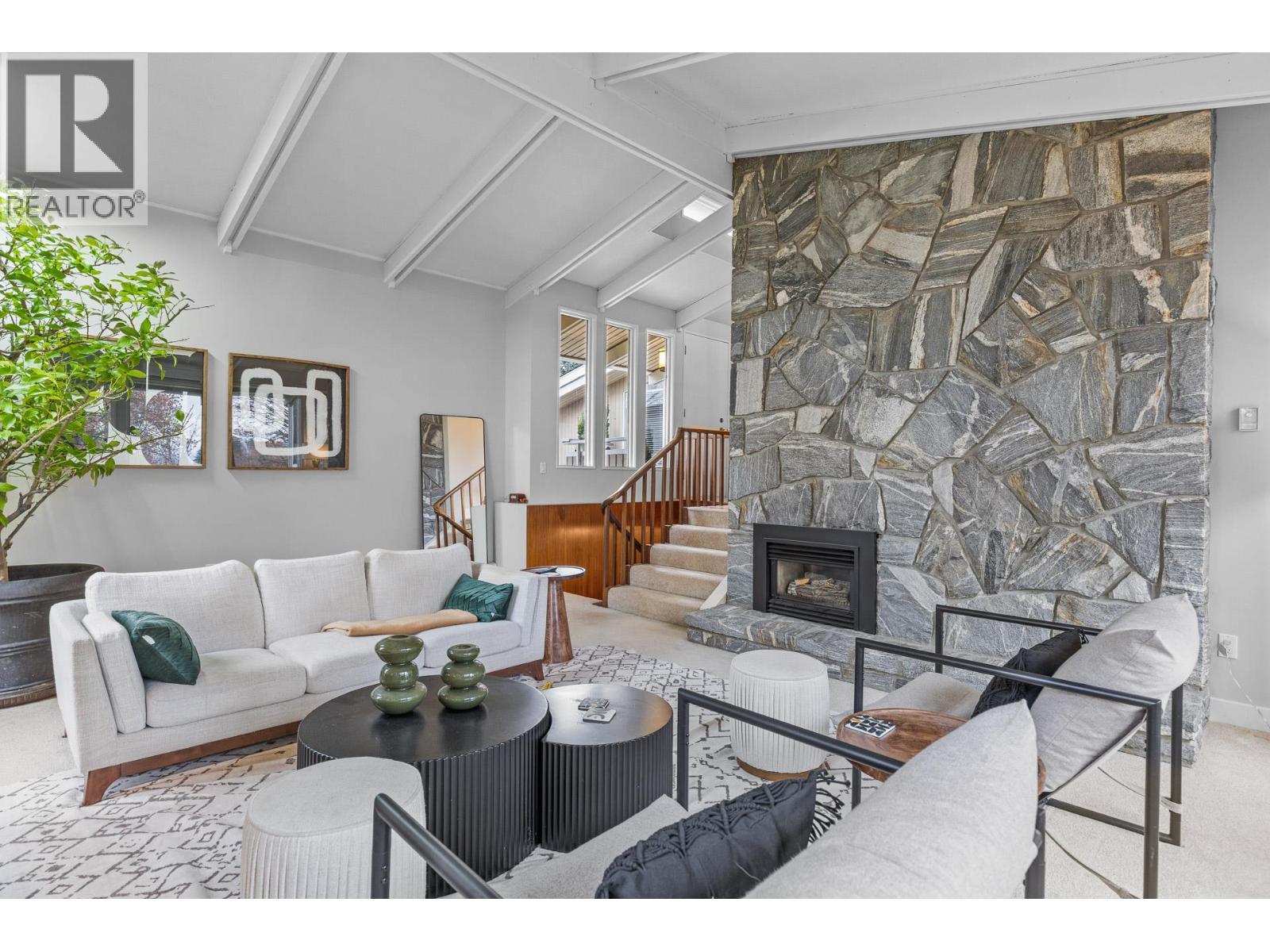 930 Fairway Crescent. Kelowna, British Columbia