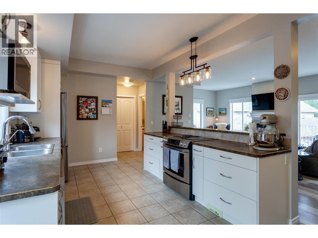 1798 Olympus Way Unit# 15, West Kelowna