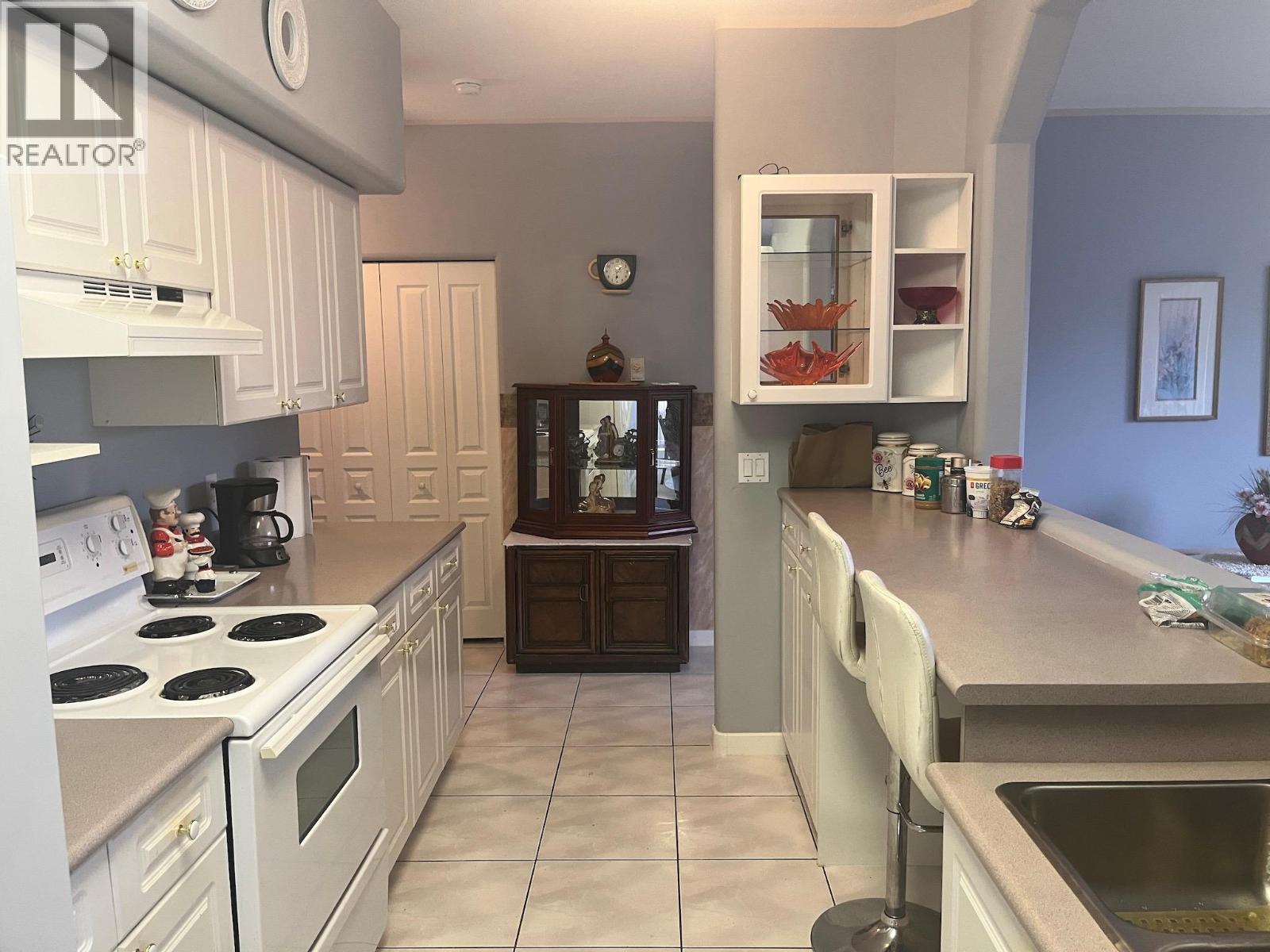 3221 Centennial Drive Unit# 401. Vernon, British Columbia