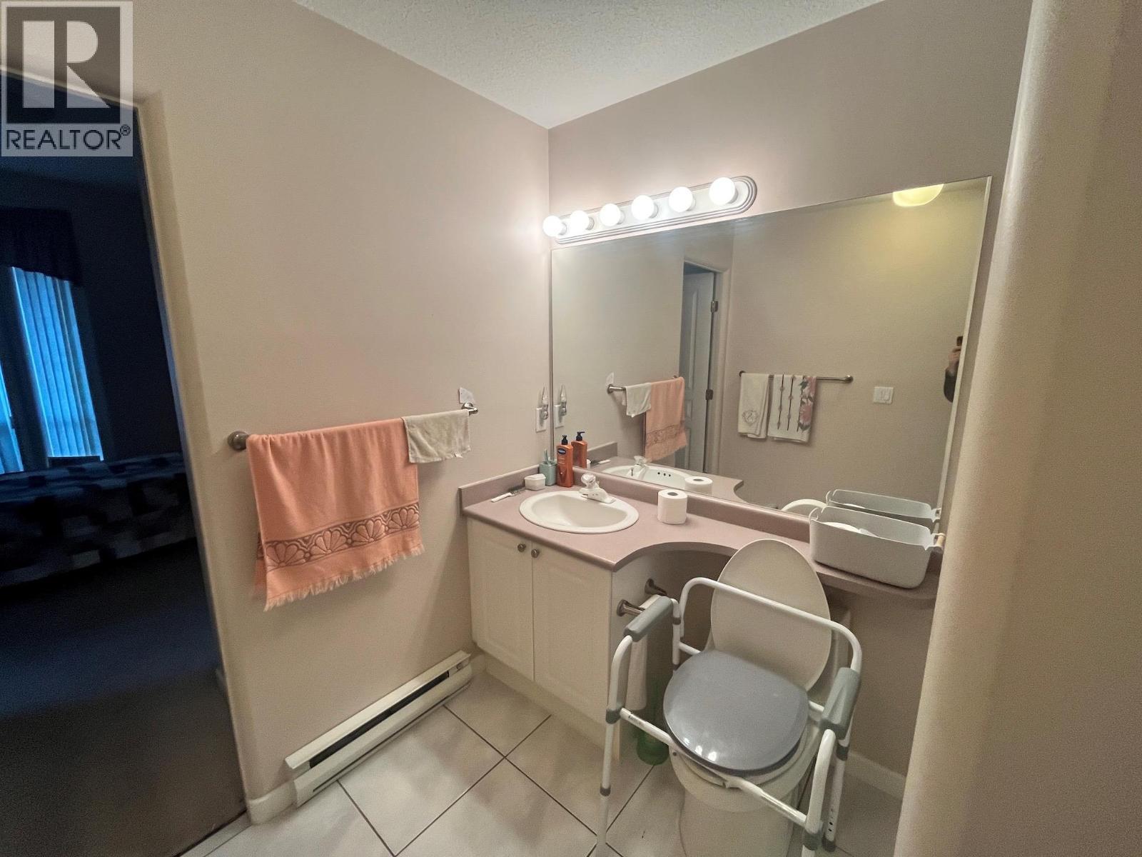 3221 Centennial Drive Unit# 401. Vernon, British Columbia