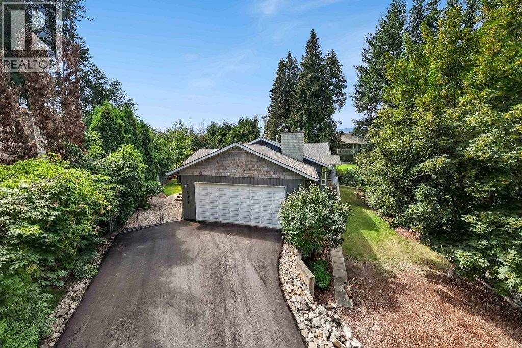 2131 21 Street Ne, Salmon Arm