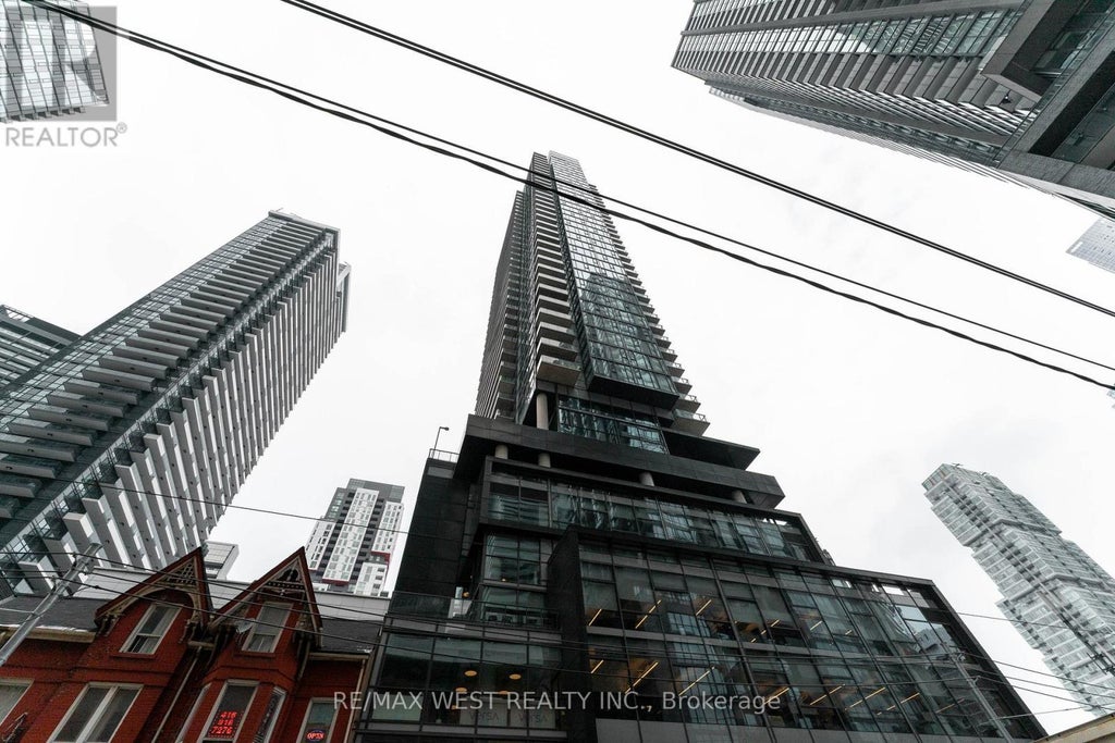 1201 - 290 Adelaide Street, Toronto (waterfront Communities)