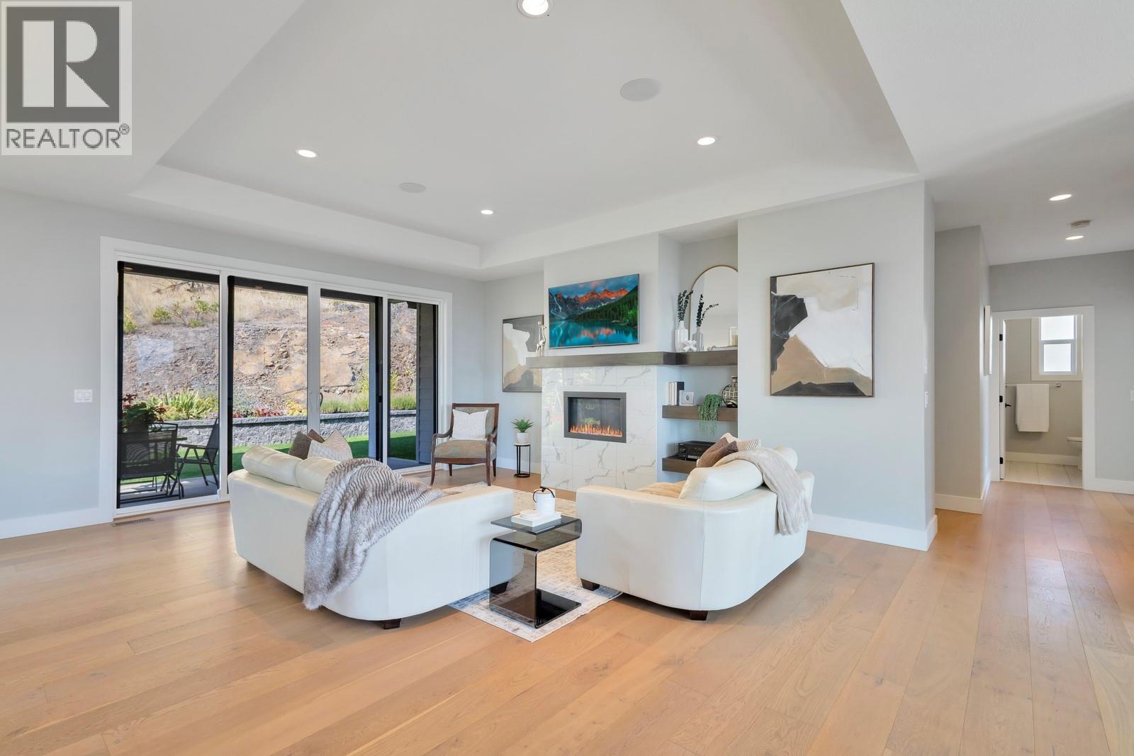 2594 Crown Crest Drive. West Kelowna, British Columbia