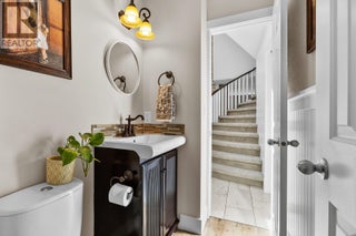 4139 Wallace Hill Road. Kelowna, British Columbia