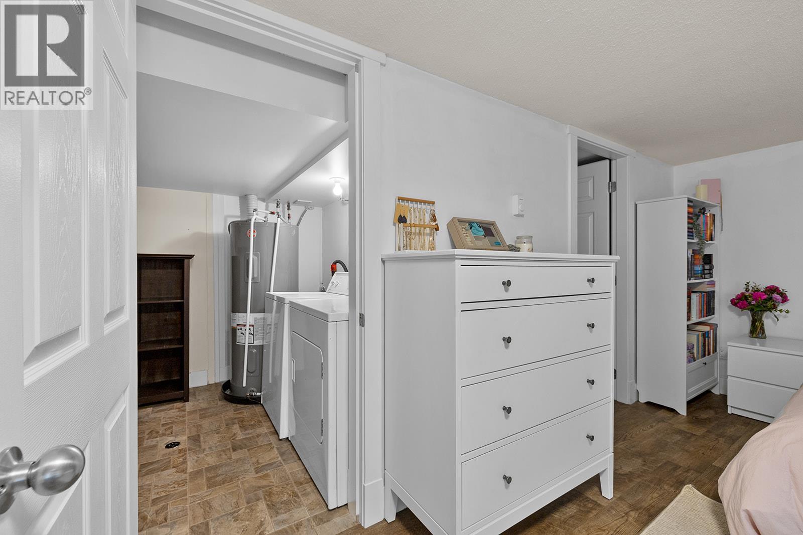 4139 Wallace Hill Road. Kelowna, British Columbia