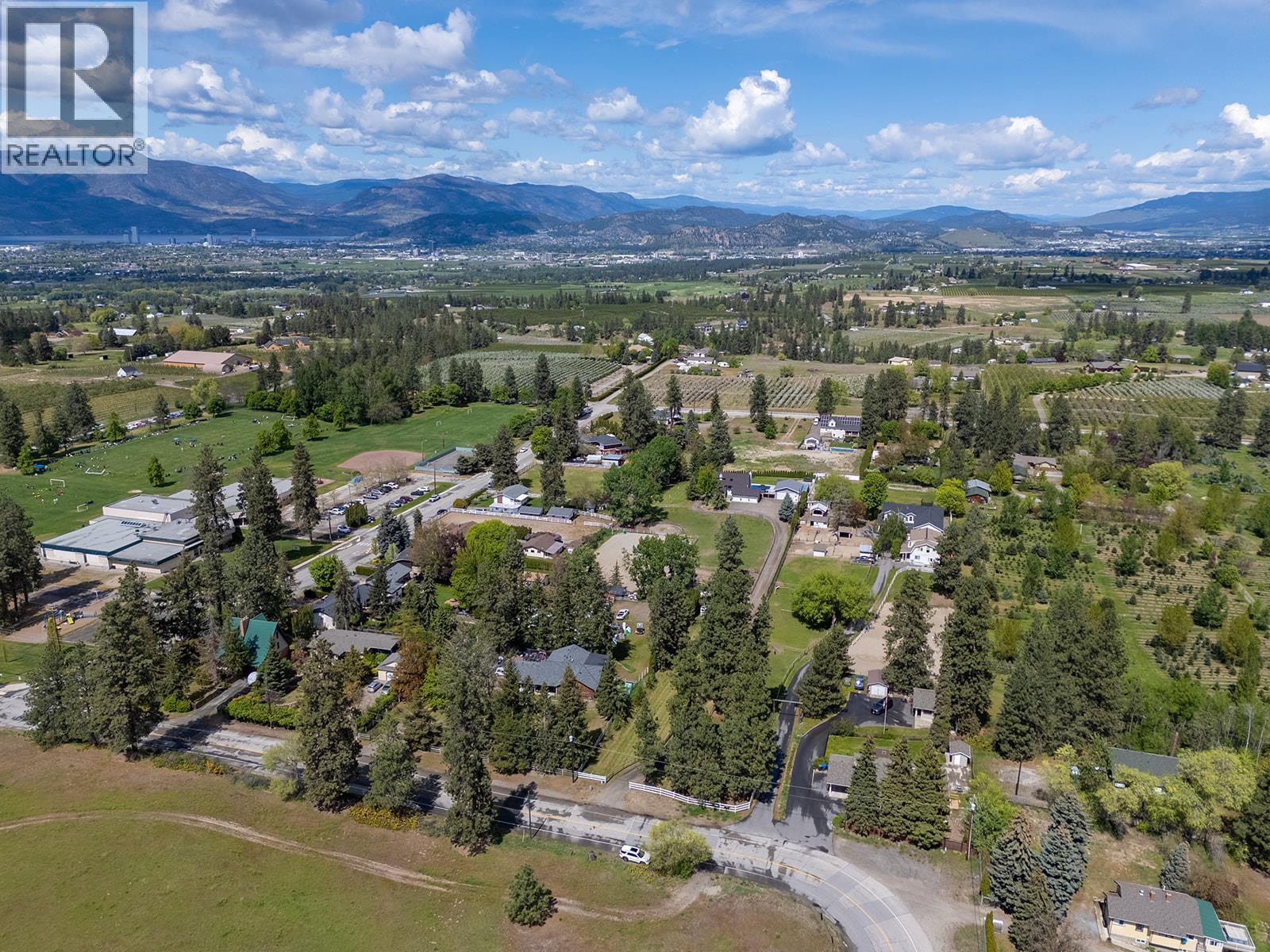 4139 Wallace Hill Road. Kelowna, British Columbia