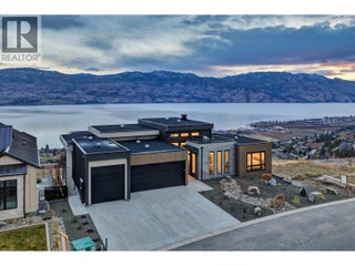 1363 Vineyard Drive. West Kelowna, British Columbia