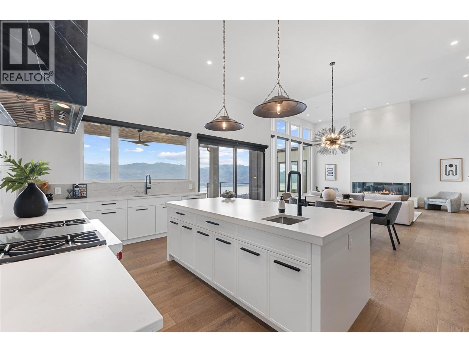 1363 Vineyard Drive. West Kelowna, British Columbia