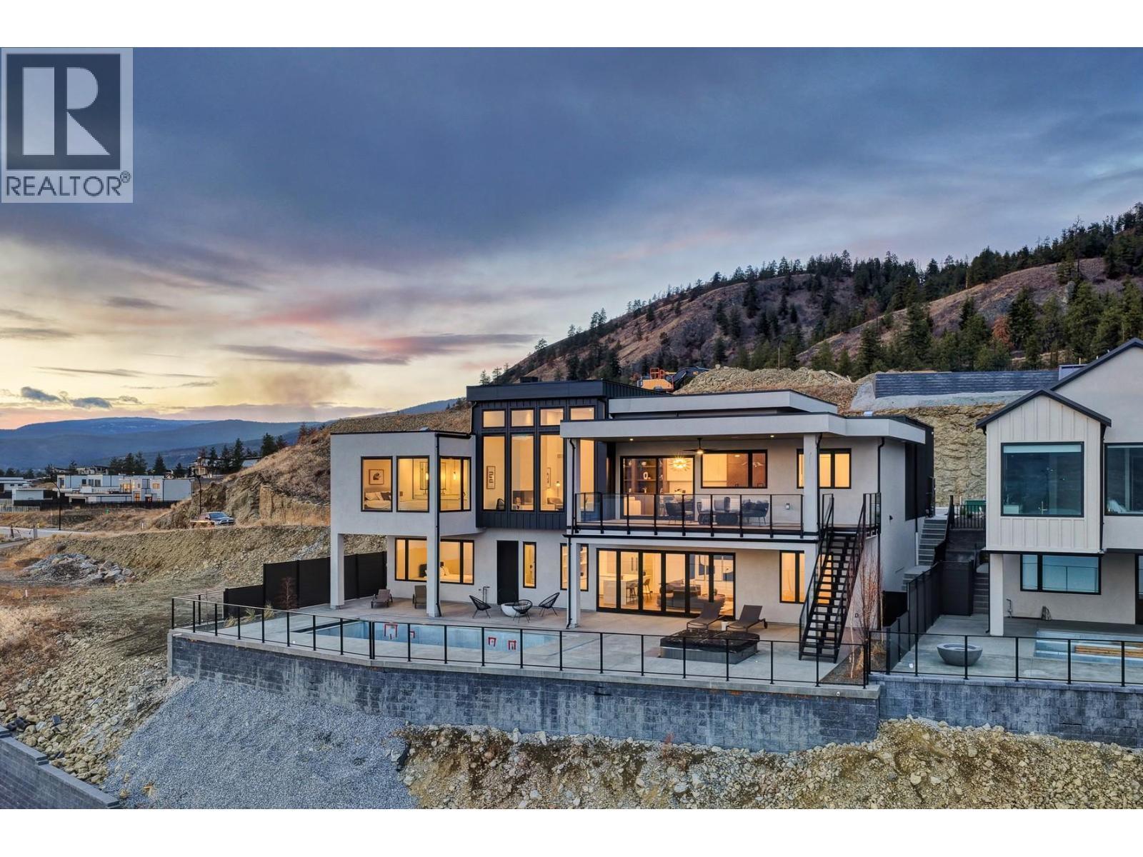 1363 Vineyard Drive. West Kelowna, British Columbia