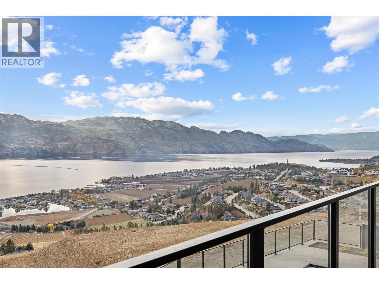 1363 Vineyard Drive. West Kelowna, British Columbia