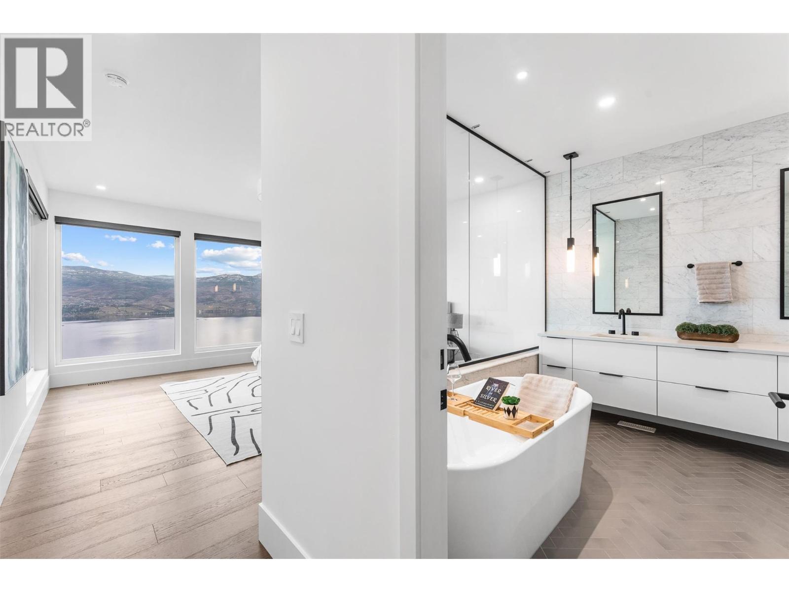 1363 Vineyard Drive. West Kelowna, British Columbia