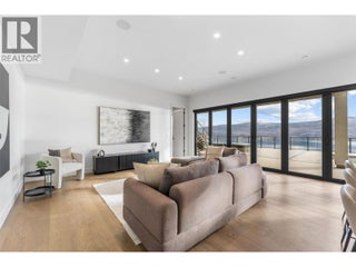 1363 Vineyard Drive. West Kelowna, British Columbia