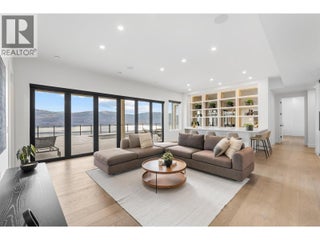 1363 Vineyard Drive. West Kelowna, British Columbia