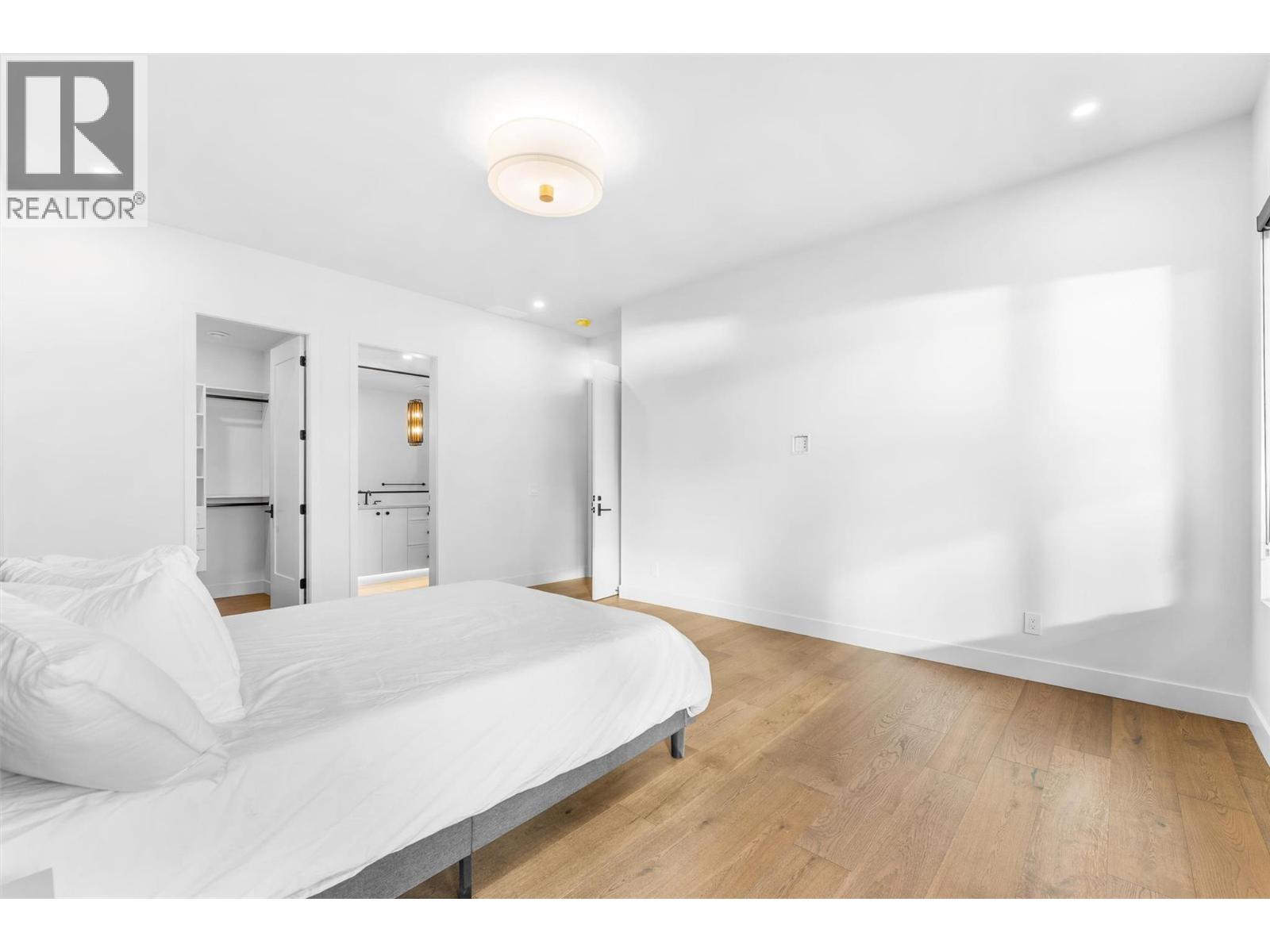 1363 Vineyard Drive. West Kelowna, British Columbia