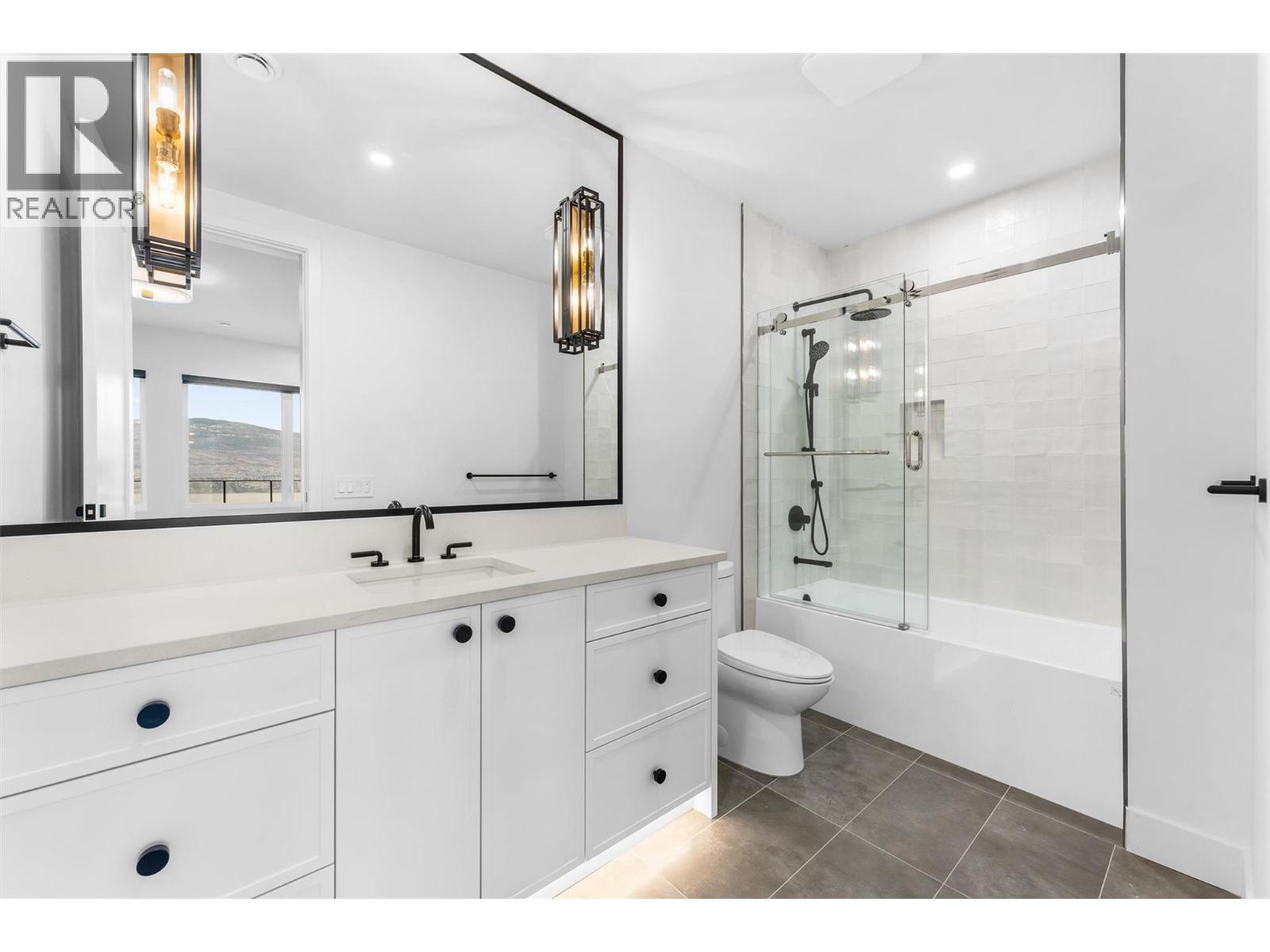 1363 Vineyard Drive. West Kelowna, British Columbia