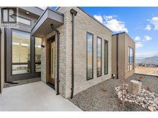 1363 Vineyard Drive. West Kelowna, British Columbia