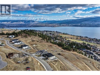 1363 Vineyard Drive. West Kelowna, British Columbia