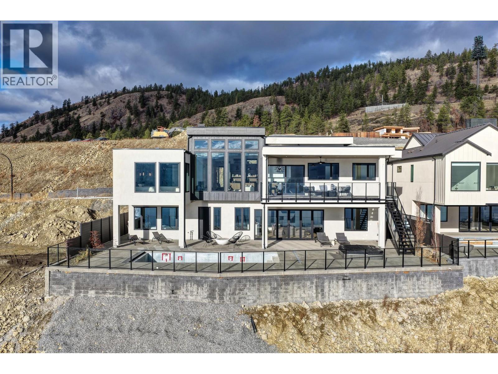 1363 Vineyard Drive. West Kelowna, British Columbia