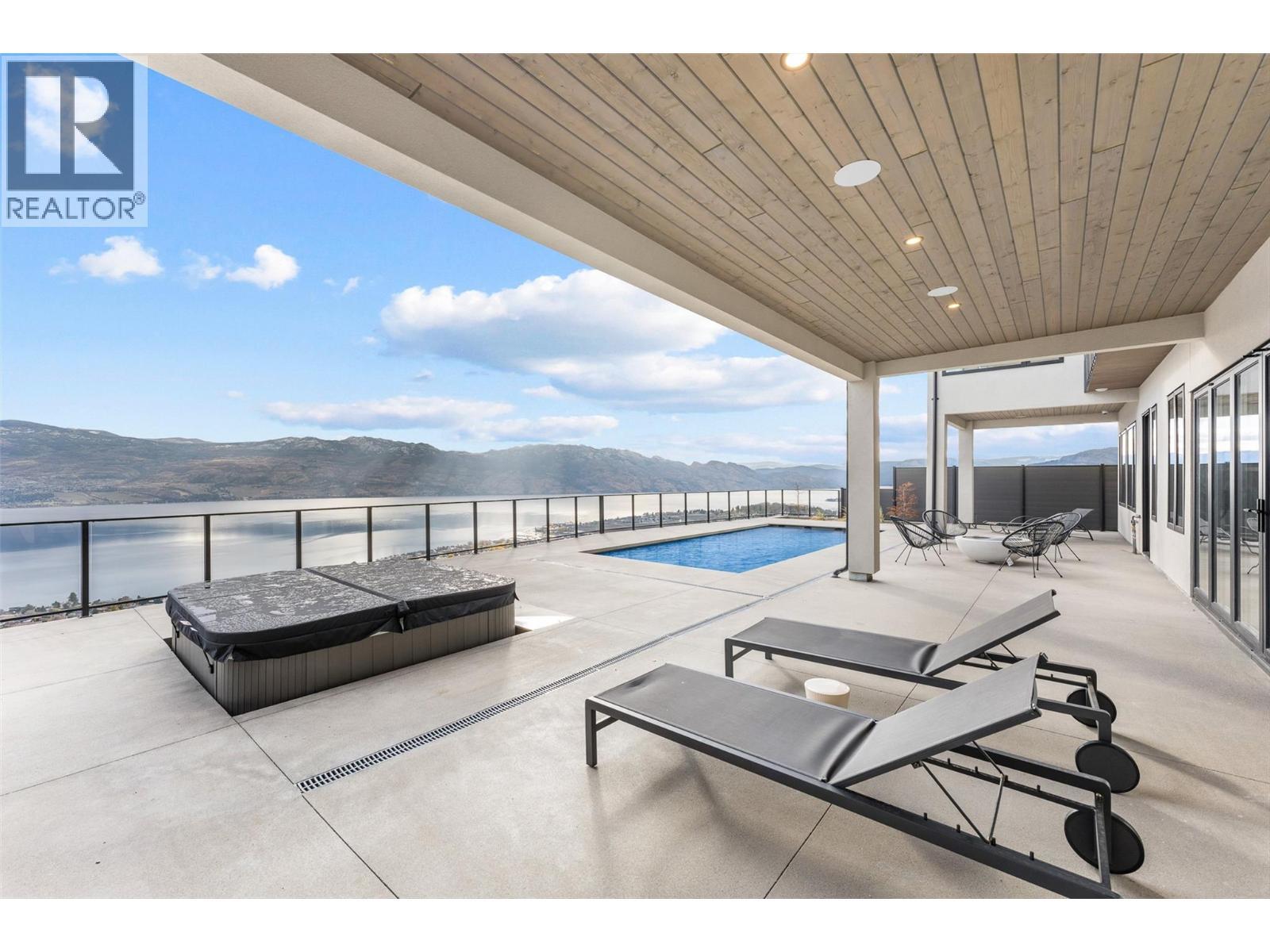 1363 Vineyard Drive. West Kelowna, British Columbia