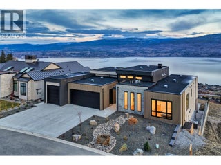 1363 Vineyard Drive. West Kelowna, British Columbia