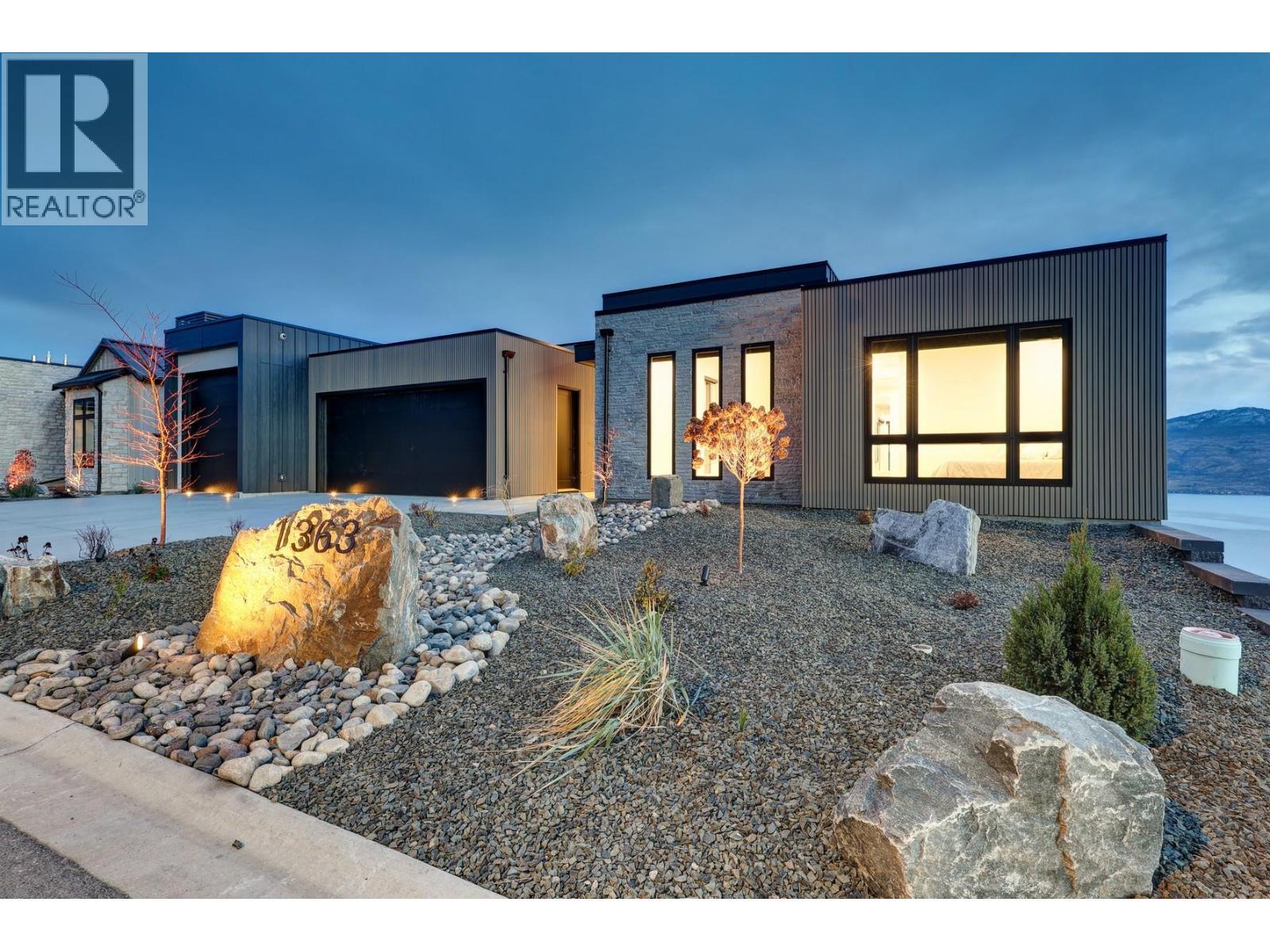 1363 Vineyard Drive. West Kelowna, British Columbia