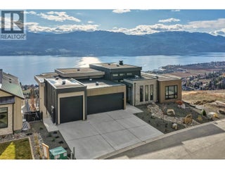 1363 Vineyard Drive. West Kelowna, British Columbia