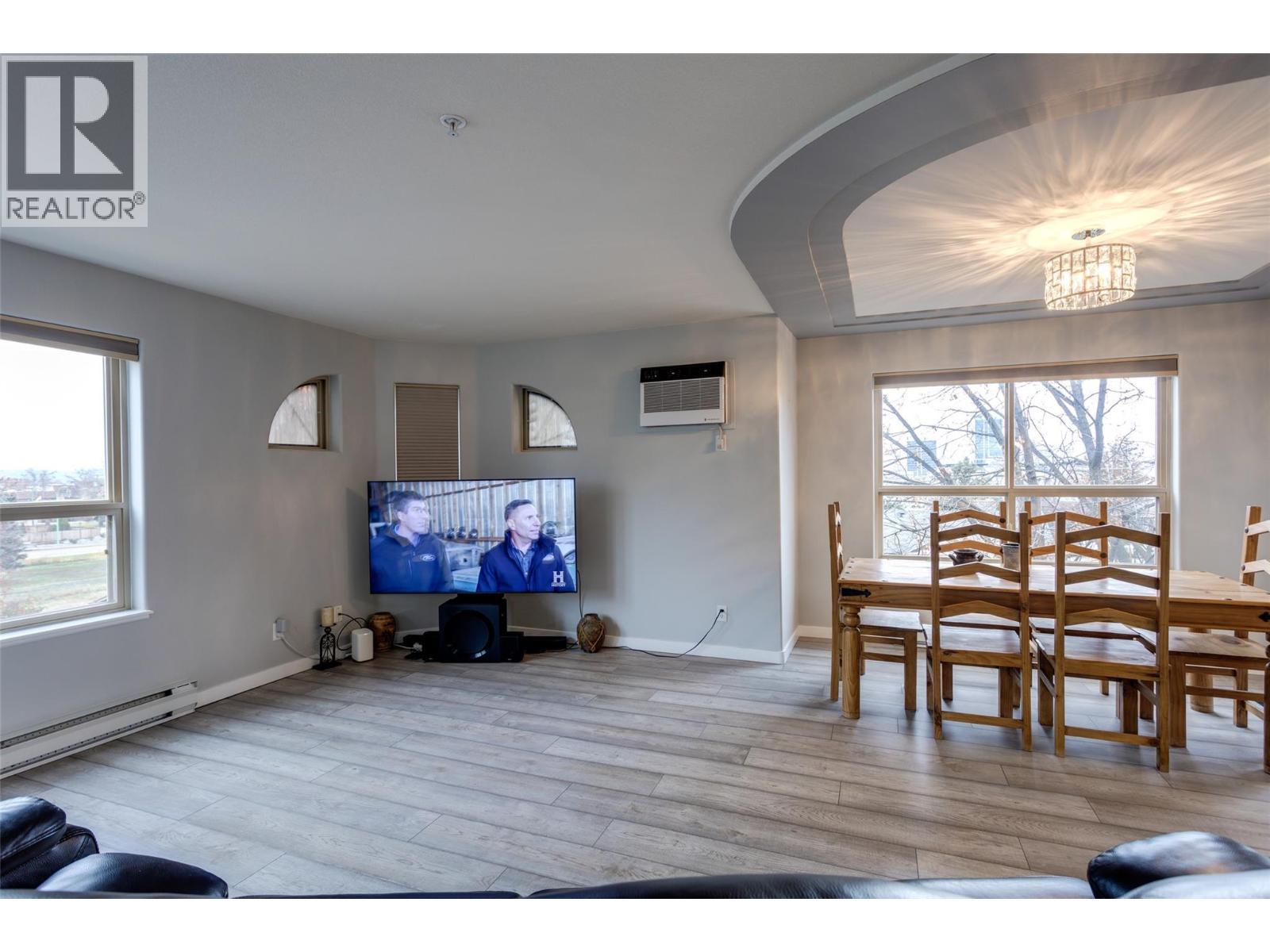 2130 Vasile Road Unit# 302. Kelowna, British Columbia