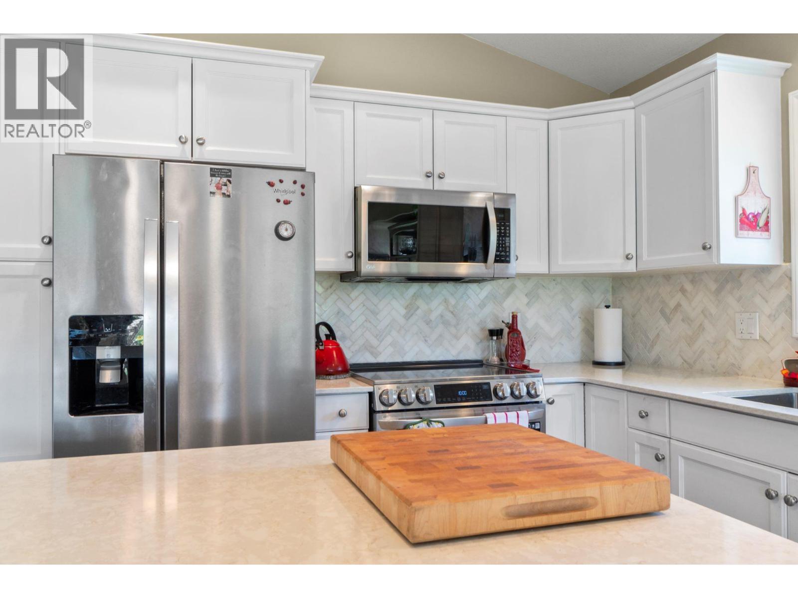 2550 Golf Course Drive Unit# 11. Blind Bay, British Columbia