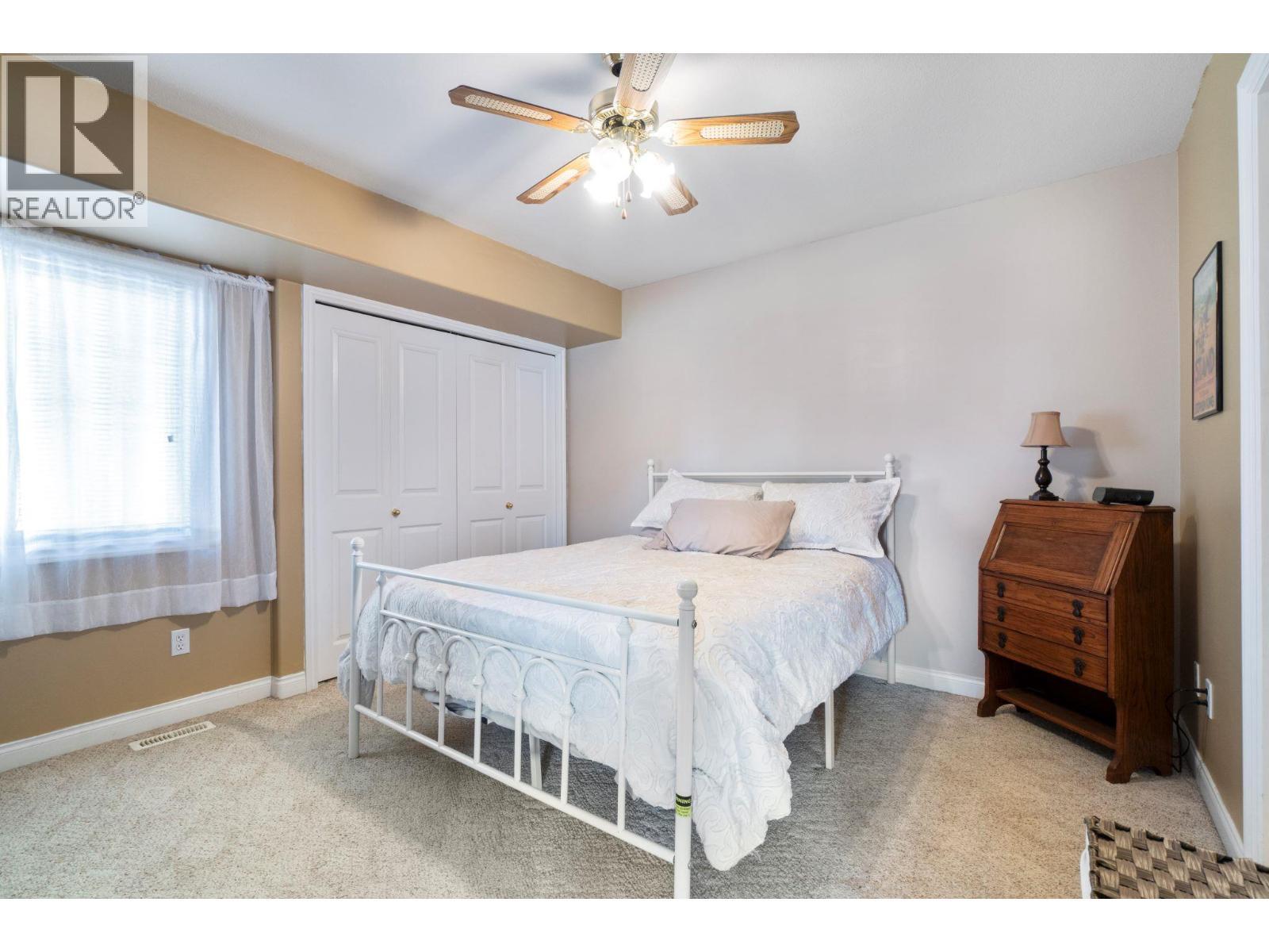 2550 Golf Course Drive Unit# 11. Blind Bay, British Columbia