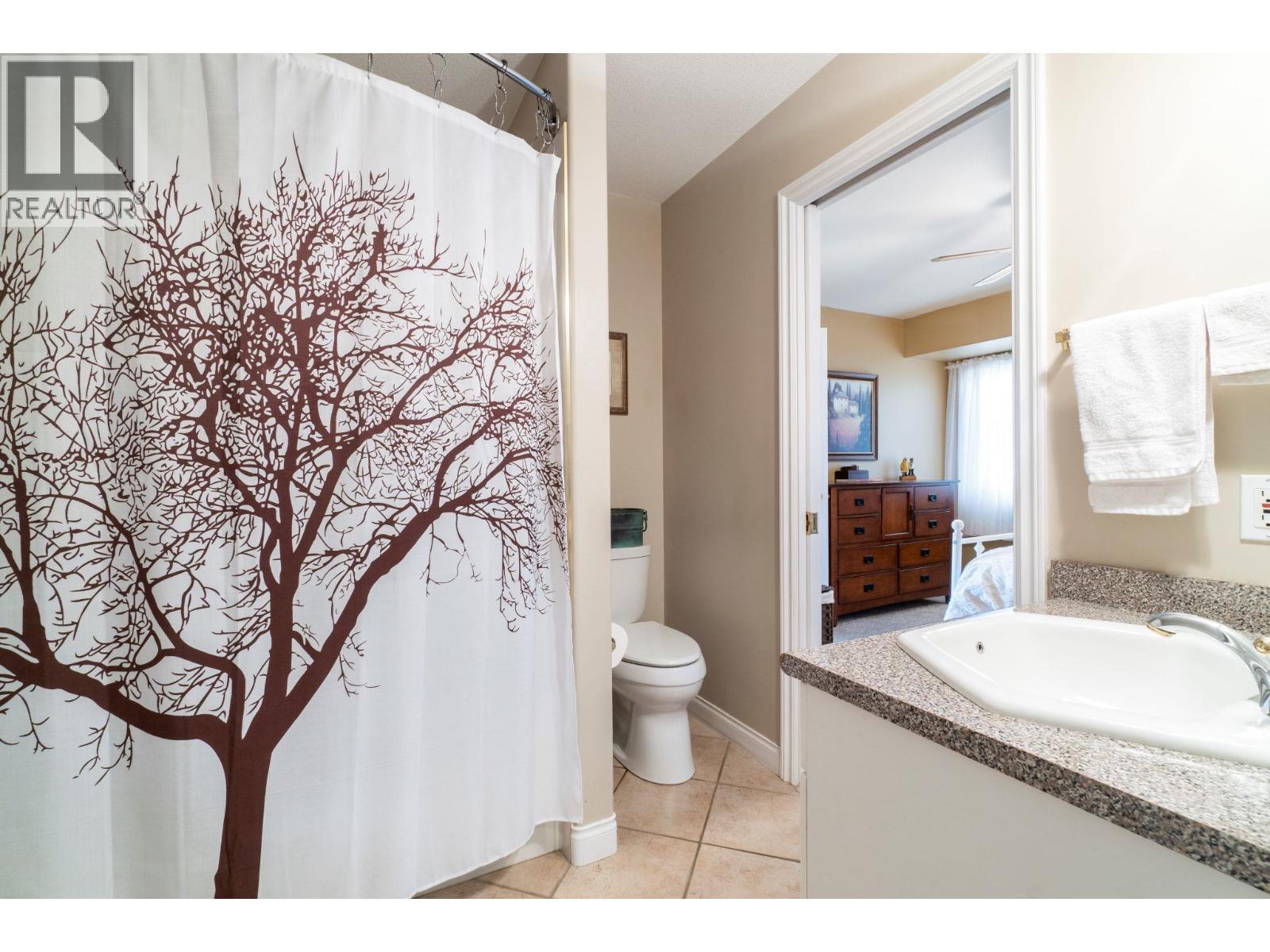 2550 Golf Course Drive Unit# 11. Blind Bay, British Columbia