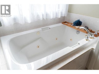 2550 Golf Course Drive Unit# 11. Blind Bay, British Columbia