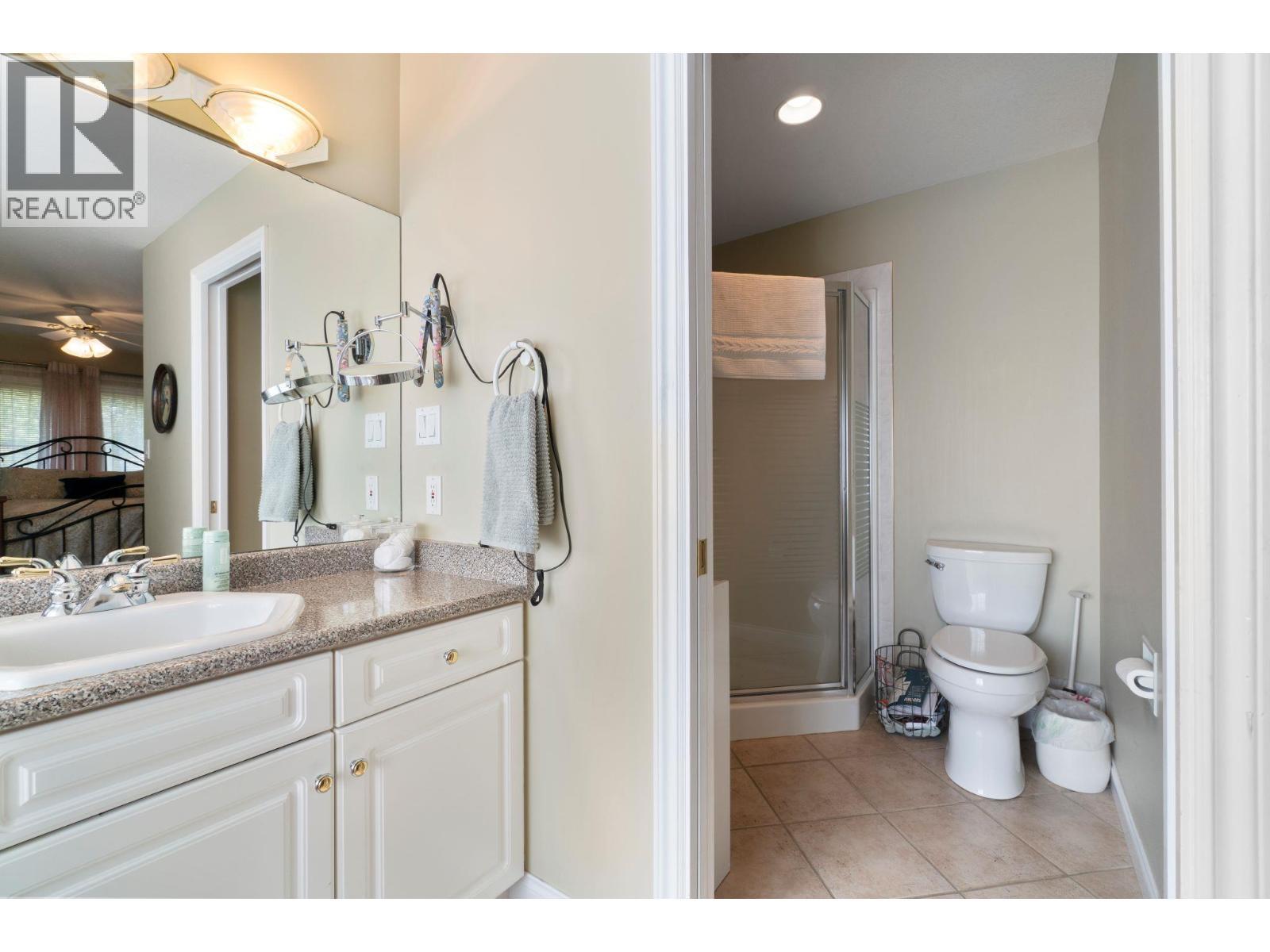 2550 Golf Course Drive Unit# 11. Blind Bay, British Columbia